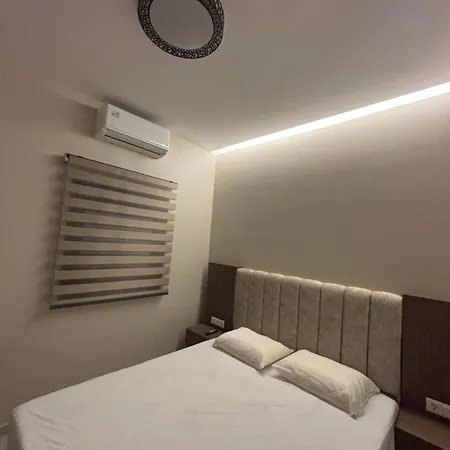 Aura Luxury 2 * Psakoudia