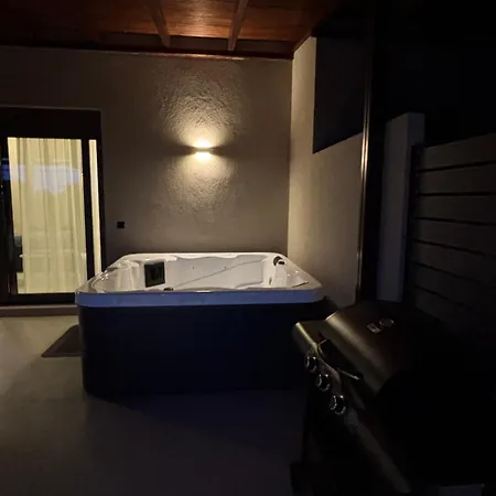 Aura Luxury 2 Lejlighed *